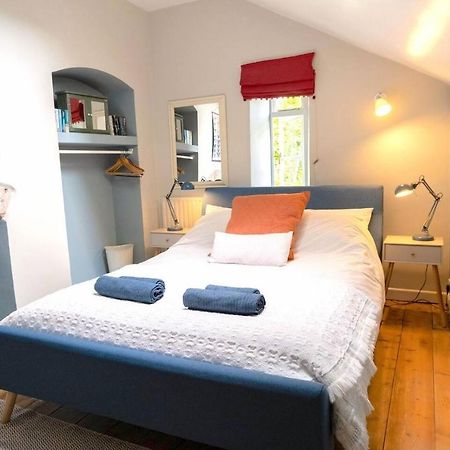 Lovely Property In The Heart Of Somerset, Sleeps 9 Shepton Mallet Exteriör bild