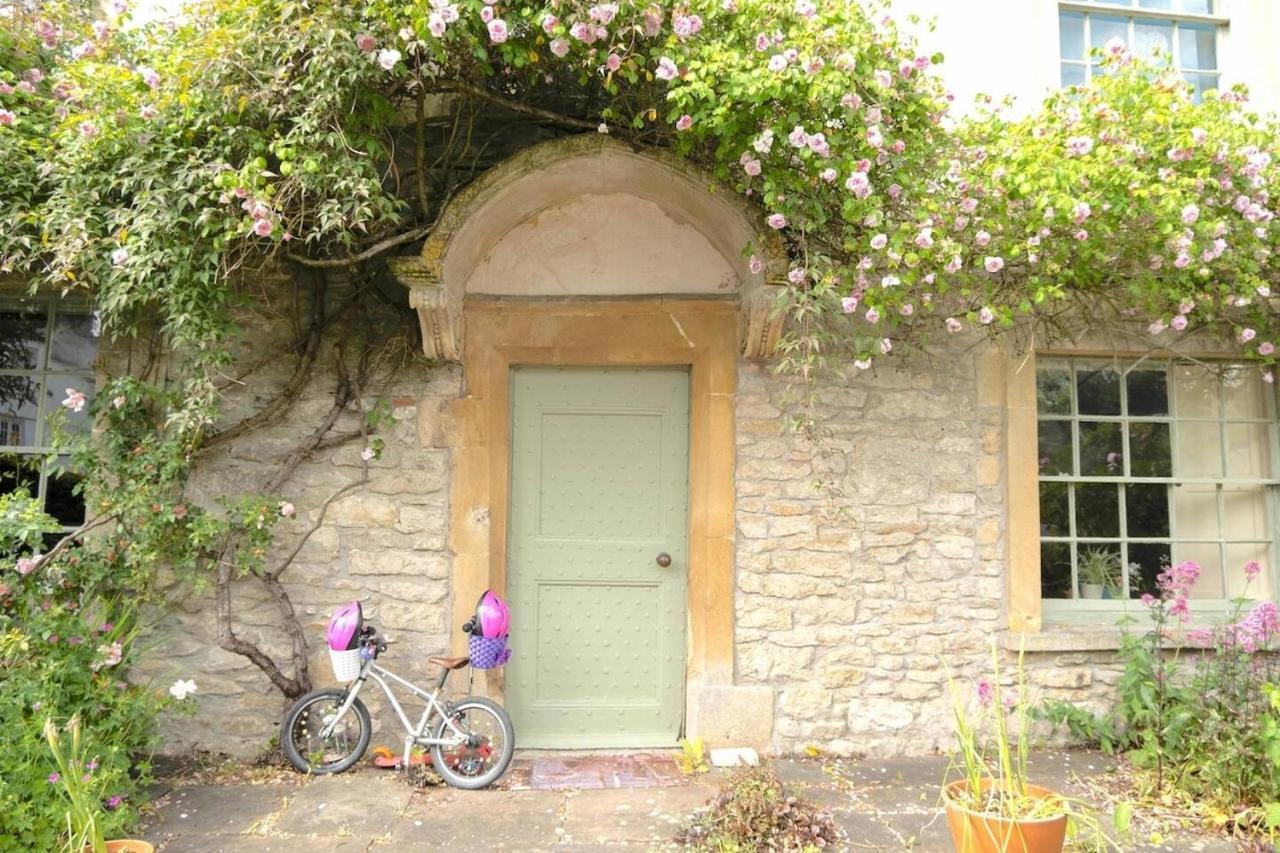Lovely Property In The Heart Of Somerset, Sleeps 9 Shepton Mallet Exteriör bild