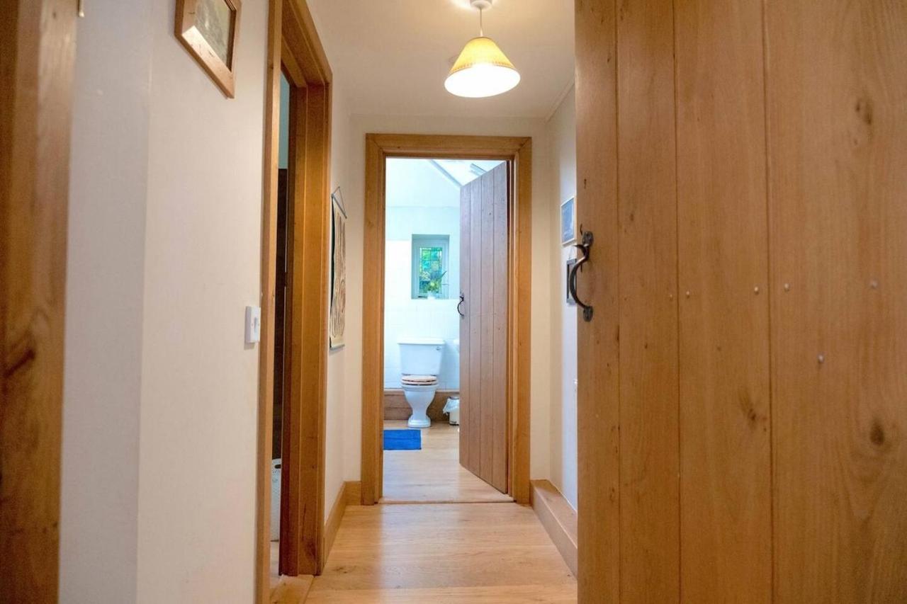 Lovely Property In The Heart Of Somerset, Sleeps 9 Shepton Mallet Exteriör bild