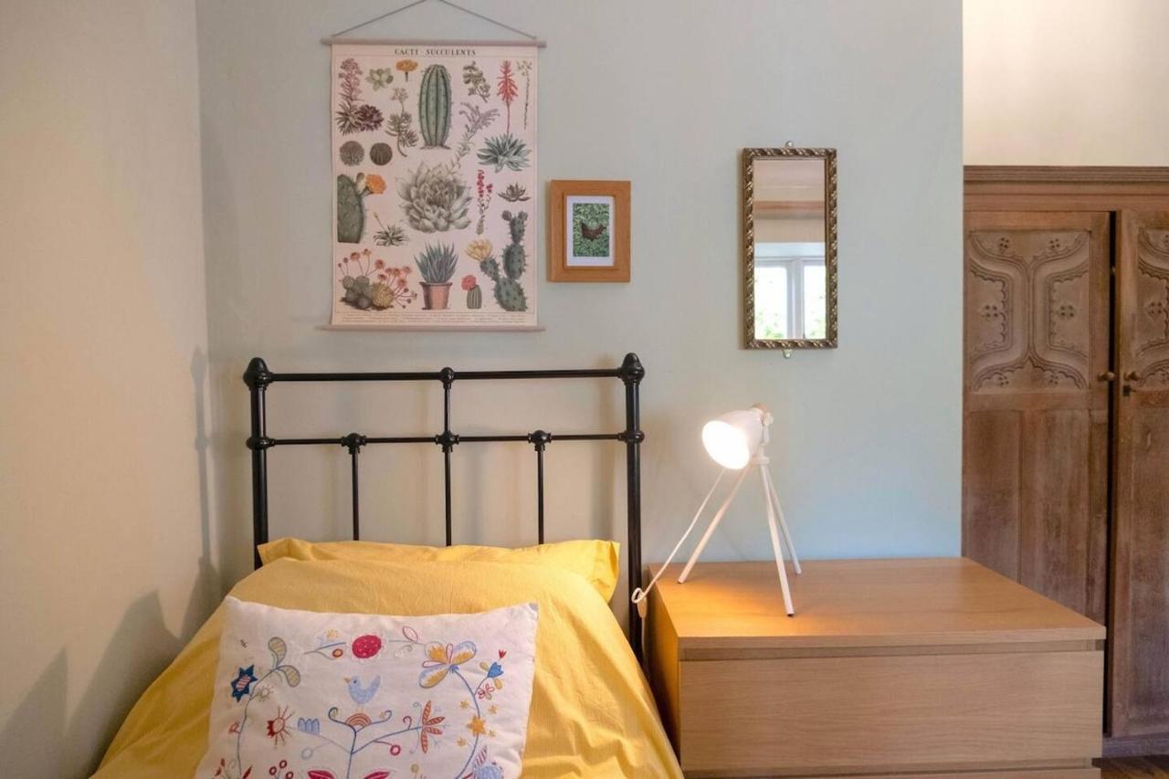 Lovely Property In The Heart Of Somerset, Sleeps 9 Shepton Mallet Exteriör bild